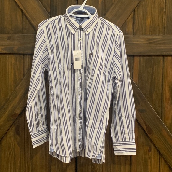 Tommy Hilfiger button up shirt NWT - Picture 1 of 3